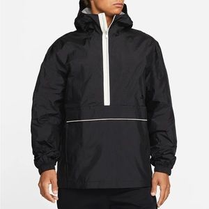 Nike Men's Sportswear Style Essentials Lined Anorak 1/2 Zip Jacket